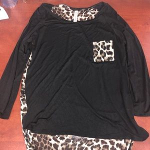 Large tunic black and sheer leopard shirt